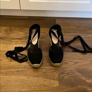 Aldo Black Espadrille Wedges with Tan Sole